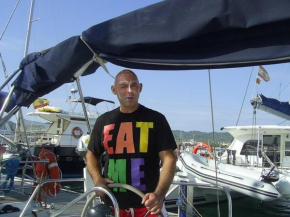 Boat & Breakfast